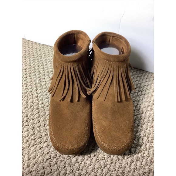 Minnetonka Fringe Ankle Boots - Picture 2 of 8